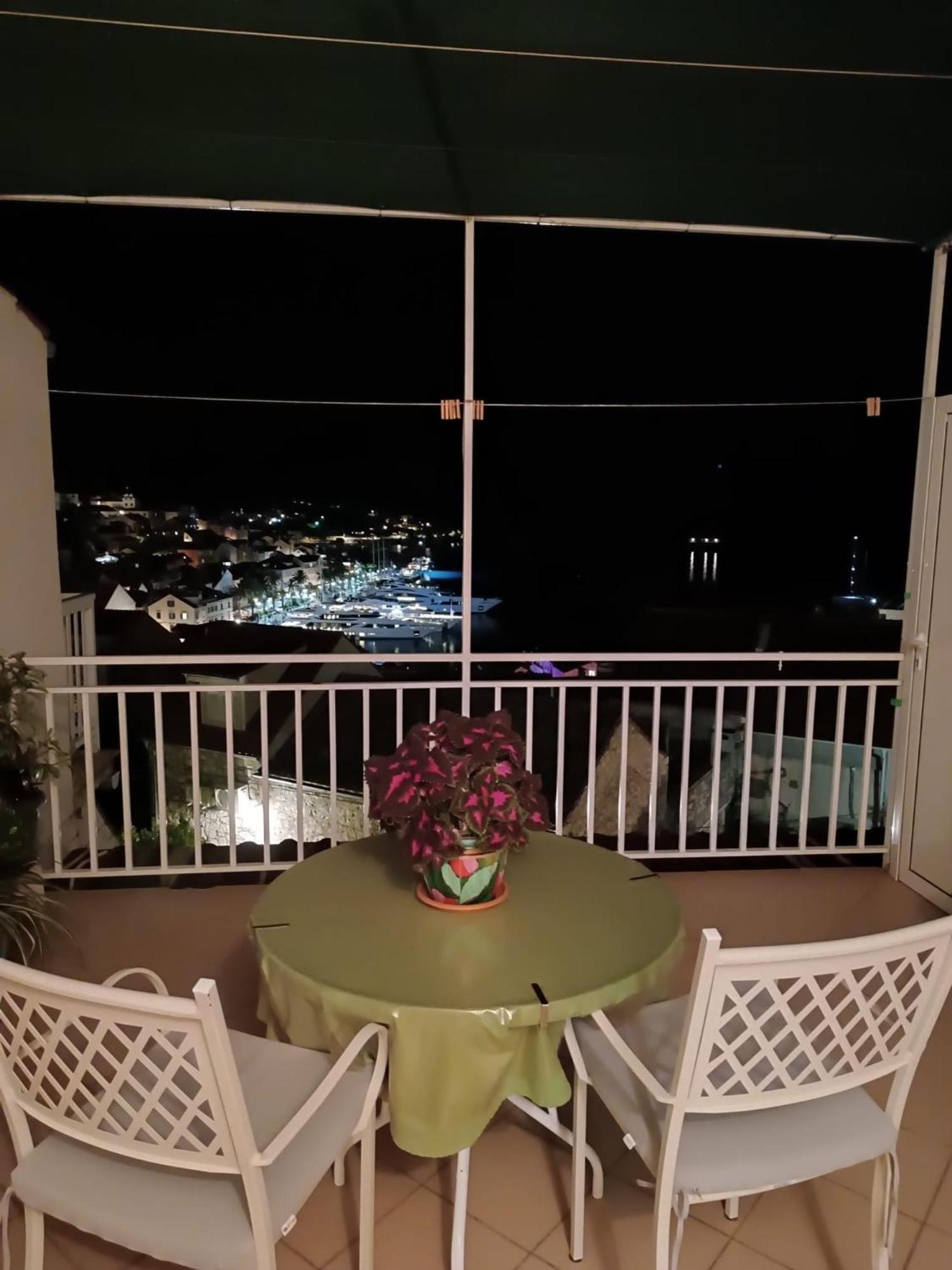 Apartments Bocin Rosso Χβαρ Εξωτερικό φωτογραφία